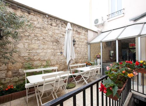 parveke/terassi, Hotel du Parc in Malakoff