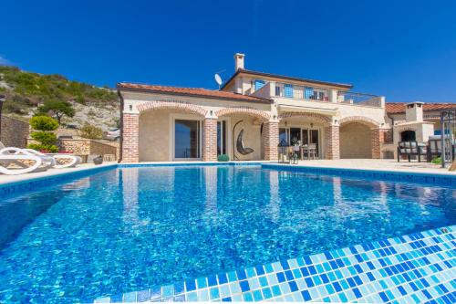 A szálláshely kívülről, Villa Terra Rogoznica in Split – Szupetar