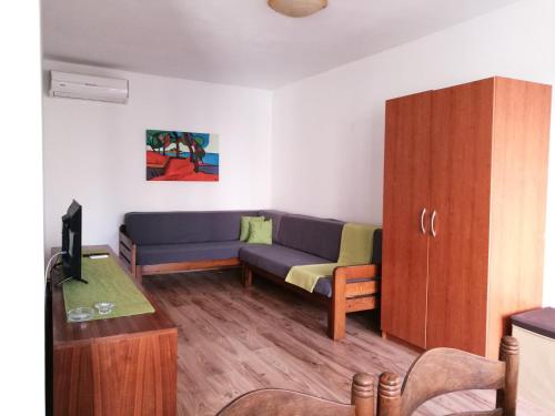 PAKOSTANE APARTMENTS BARBARA - image 5