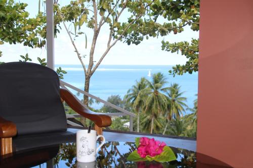 Erkély/terasz, BORA BORA HOLIDAY'S LODGE in Faanui