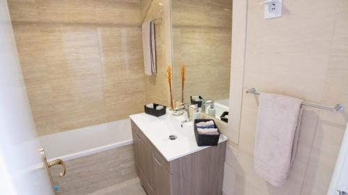 LV Premier Apartments Chiado- CH - image 6