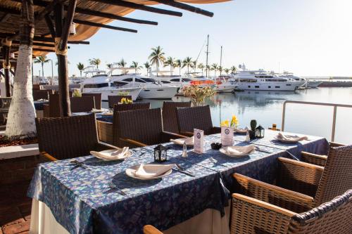 Restaurant, The Marine Waterfront Hotel in La Paz