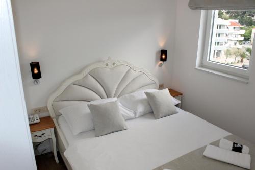 Apartment with Sea View image 10