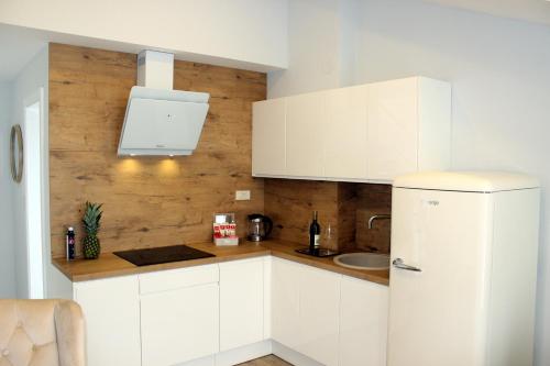 Apartment with Sea View image 7