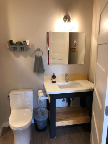 Eastside Guesthouse and Bivy Eastside Guesthouse and Bivy