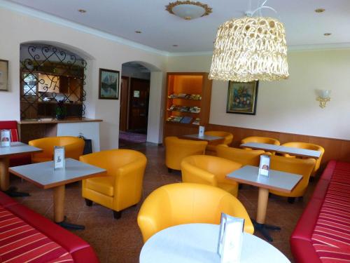 Hotel-Pension Strolz – Mayrhofen, IL