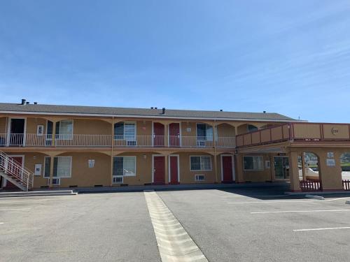 Budget Inn Santa Cruz - image 2