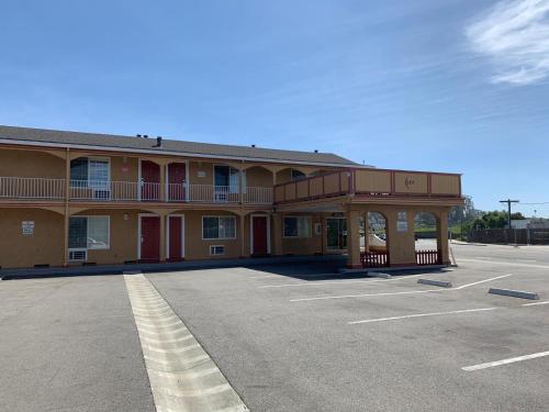 Budget Inn Santa Cruz - image 3
