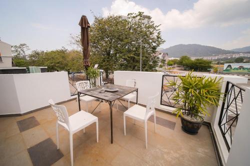 The Lov Penang Room Type - THE COURT GARDEN 1-5