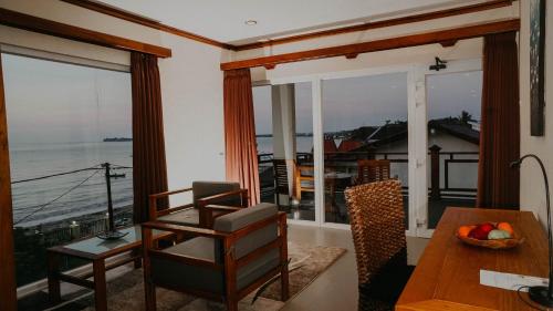 Seaview Beach Resort in Jepara Beach