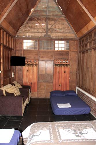 Omah awang Homestay