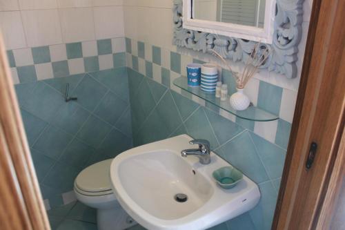 Bathroom, Le Case dei Pescatori - Le 2 Sirene in Ponza Island