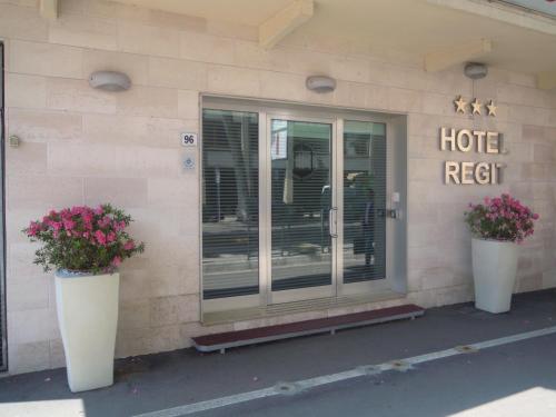 Hotel Regit - image 13