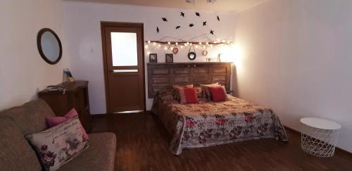 flat-all 81 Rustic однокомнатная квартира до 5 мест с паркингом рядом ТРЦ Галерея Чижова - image 3