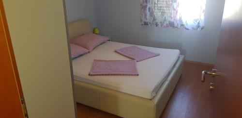 Apartment Mario - Novalja - image 4