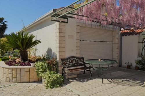 Anita Apartments - image 2
