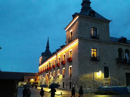 Tuvākā izklaides vieta, Hotel Villa De Lerma in Lerma
