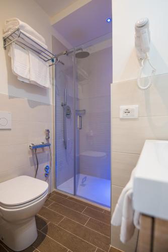 Hotel Cristina - image 5