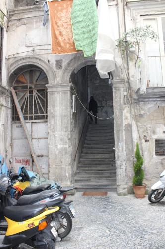 Entrance, Lacasadilu in Naples