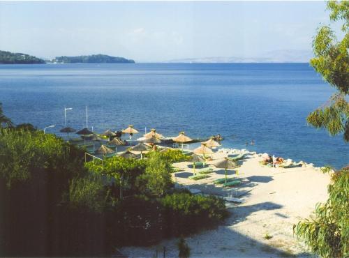 ชายหาด, ฟาลิรากี อพาร์ตเมนต์ (Faliraki Apartments) in เกาะคอร์ฟู