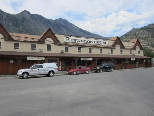 Reynolds Hotel