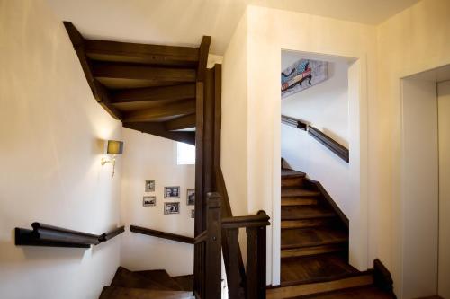 Entrance, Villa Geriwada in Darmstadt Suburbs