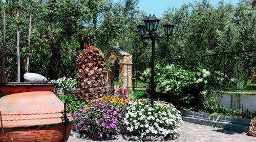  Lefteris Studios in Lefokastro