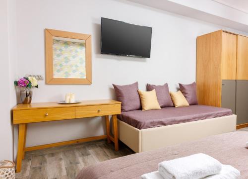  Rigas City Apartments (YELLOW) in Chania