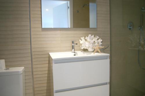 Three-Bedroom Apartment image 9