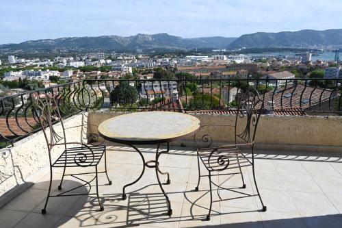 ทัศนียภาพภายนอกโรงแรม, Villa Eveil in ลา แซย์น-ซูร์-แมร์