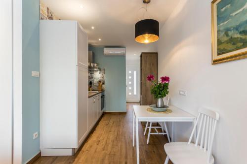 COMFORT STAY apartments 4