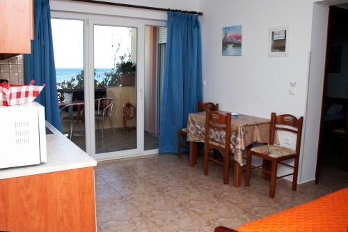 Villa Paris in Lefki