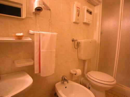 Albergo Il Giglio – Prato, MT