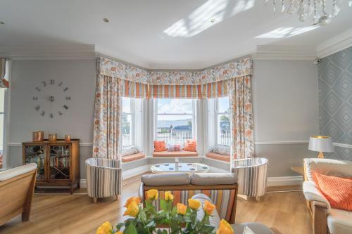 Bar/lounge, Atlantic Hotel in Tenby