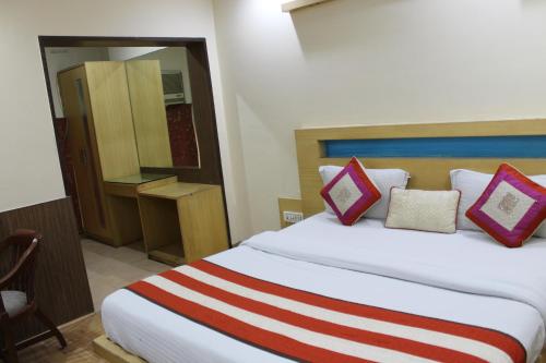 

Hotel Luv kush,Paharganj
