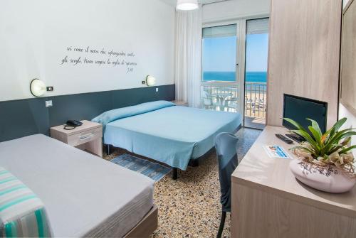 Hotel Mareblu - image 2