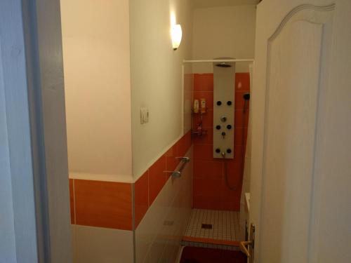 Inner-City Flat 2