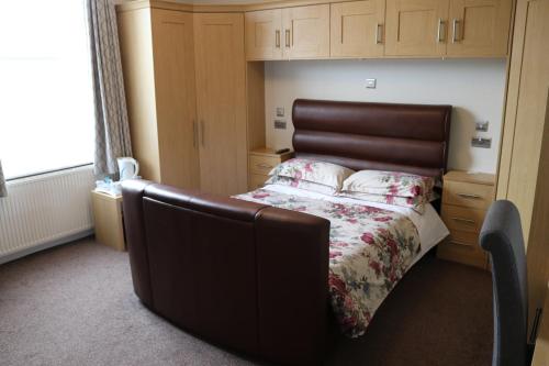 1 double bed