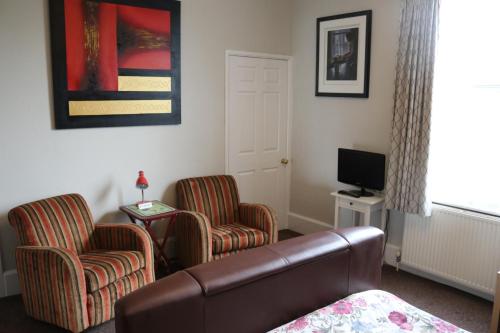 المرافق, Telford House in قرب المركز