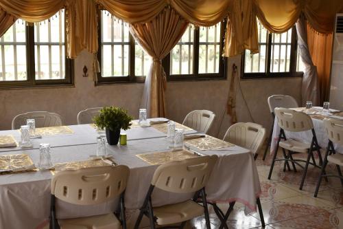 餐厅, Meka Hotel in 卡拉