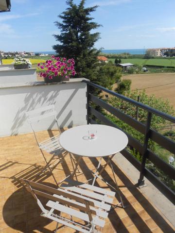 Balcony/terrace, ilmareinmezzo in Loreto