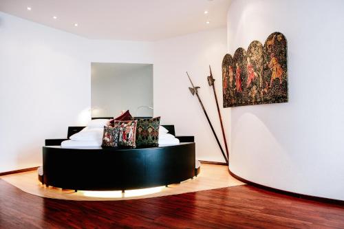 2 twin beds