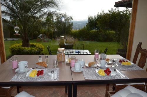 อาหารและเครื่องดื่ม, Ilatoa Lodge in ตุมบาโก