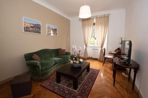 Appartamento Luminoso con vista su Villa Ada, Řím (fotografie 3)