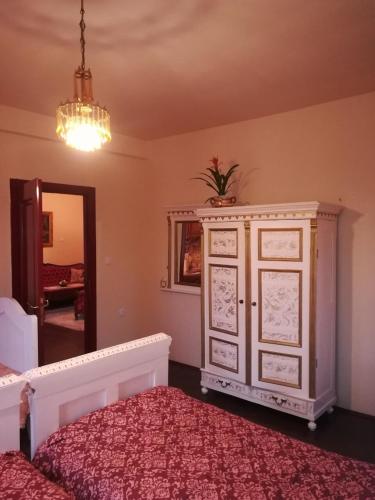 Vila Kraljica - image 2