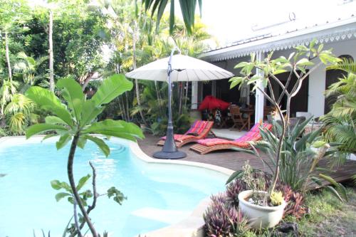 Maison meublée avec piscine près du Lagon