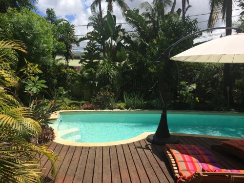 Maison meublée avec piscine près du Lagon