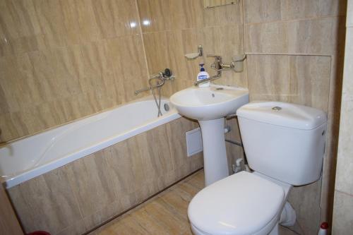 Hospital View Apartment - image 10