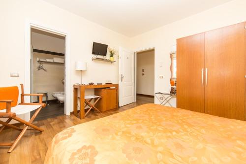 Oasi Hotel - image 12