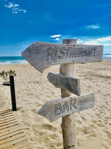 Appart 6 pers vue mer-piscine-parking-clim-wifi in Agde